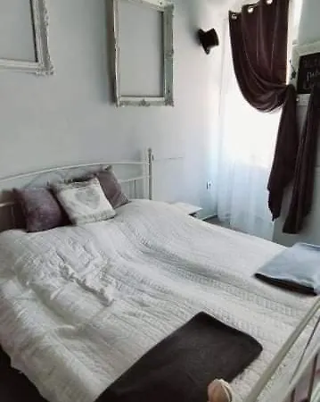 Godot Apartment *